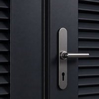 Portail à persiennes en alliage d'aluminium personnalisé, minimaliste, pour cour de villa, surface peinte électrostatiquement, commande manuelle