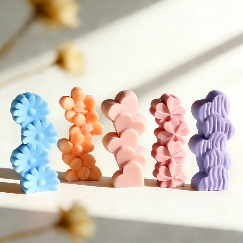 A Variety of Flower Shape Cake
