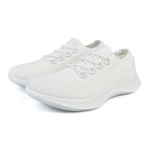 Zapatillas Deportivas Unisex Transpirables de Moda Casual Ligeras de Tejido Elástico, Zapatos Personalizados OEM para Uso Diario y para Correr en Todas las Estaciones - Product Image 2