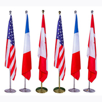 Ensemble de poteaux de drapeau autoportants en acier inoxydable couleur or et argent pour intérieur, bureau, vente en gros, avec logo de drapeau personnalisé