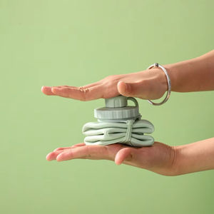 Gobelet à boisson réutilisable en silicone de style américain fait à la main avec logo personnalisé, 20 oz, unisexe, pliable, bouteille de sport de voyage, boisson directe - Product Image 3