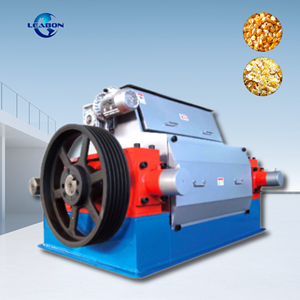 Ligne de production de flocon de maïs 2 T/H très vendue alimentation animale Extrudeuse de flocon avoine orge blé Prix de la <span class=keywords><strong>machine</strong></span> - Product Image 1