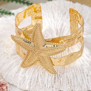 Jingciren Boutique <b>Cross</b>-border New Armband Summer Vacation Style No Falling Gold <b>Bracelet</b> Light Luxury High-end Women's - Product Image 3