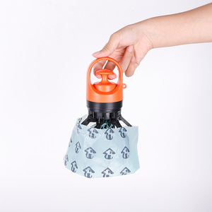 Pelle à déjections pour animaux de compagnie en plastique, à six griffes, pliable, amovible, portable pour l'extérieur - Product Image 1