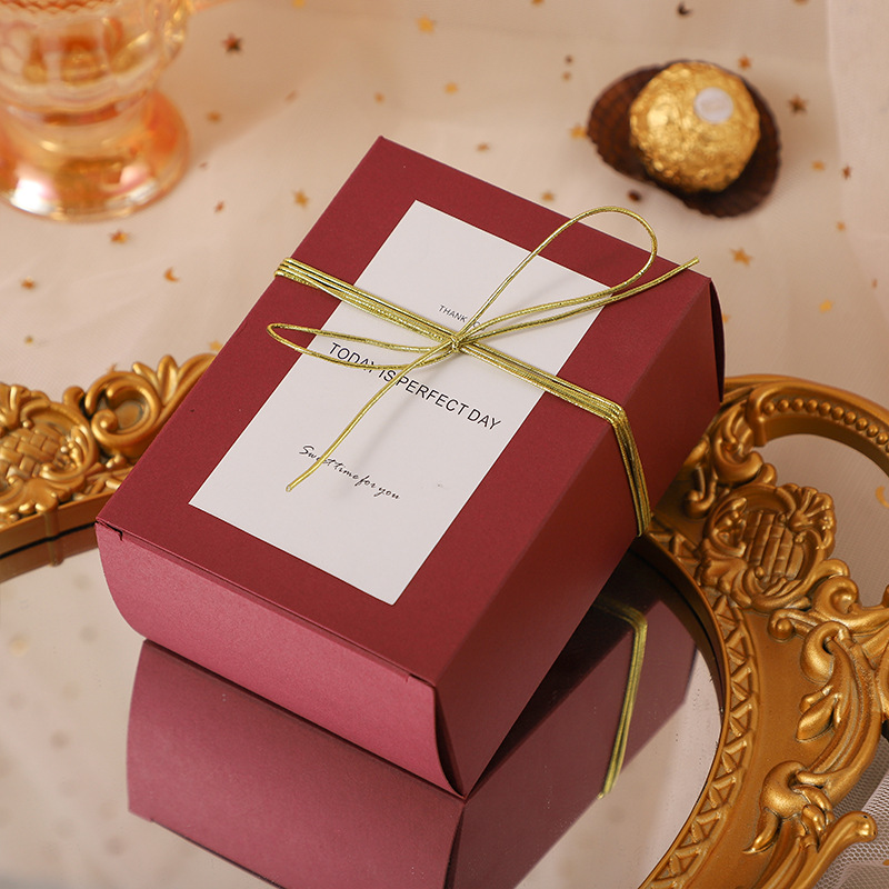 Wine red card box small size (8-5-8cm)