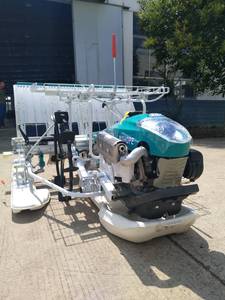 Trapiantatrice di riso manuale Wubota a 4 file, ad alta velocità operativa, per piantine di riso - Product Image 3