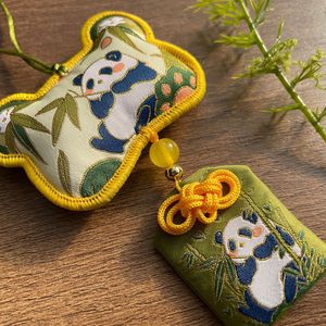 Pendentif Sachet Panda brodé cadeau d'anniversaire créatif bénédiction chinoise mignonne pour les Couples fournitures de fête promotionnelles nationales - Product Image 4