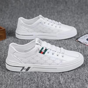 Sneakers stringate da uomo di alta qualità e confortevoli, nuovo design, scarpe sportive da passeggio, scarpe casual da uomo di <span class=keywords><strong>tendenza</strong></span>. - Product Image 2
