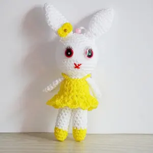 Factory wholesale hand knitted crochet cute rabbit stuffed toys for kids