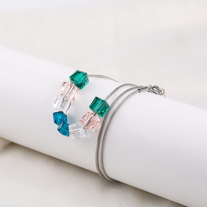 สร้อยคอคริสตัล ไทเทเนียมสตีลทรงเรขาคณิต ดีไซน์คริสตัลลูกบาศก์น้ำตาลขนาดเล็ก สำหรับสวมใส่ทุกวัน - Product Image 3