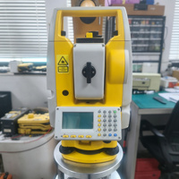 Station totale d'occasion SOUTH NTS-332R10 pour la topographie avec une précision de 2'' et un compensateur à double axe