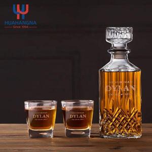 Wholesale 700ml Custom Logo Square Glass Liquor Whisky <b>Decanter</b> <b>Set</b> with 2 <b>Whiskey</b> Cups for Wedding - Product Image 3