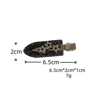 Pince à cheveux en acétate ornée de strass étincelants et d'étoiles pour femmes, idéale pour les fêtes et les mariages - Product Image 3