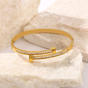 Bracelet clou en acier inoxydable plaqué or 18 carats pour femme, incrusté de zircons étincelants, bijou de luxe 2026 - Product Image 3