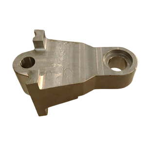 Glande fendue en acier allié usinée sur mesure avec une tolérance serrée pour les systèmes de vannes - Product Image 3