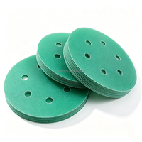 Feuilles de papier abrasif en film polyester vert industriel de 150 mm (6 po) à 6 trous pour la préparation des surfaces métalliques OEM
