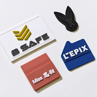 Étiquette en caoutchouc 3D personnalisable DIY au design élégant pour vêtements, étiquette en silicone pour chapeau, bagages, patch en caoutchouc