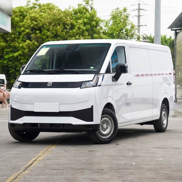 2026 Brand New Electric Van Truck Geely Yuancheng V7E V8E New Energy Electric Lithium Batteries Electric Vehicles Made in China