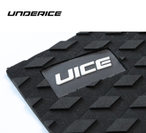 Underice, cometa negra y azul, tabla de surf personalizada, corcho, barco, bordes biselados, almohadilla de tracción de diamante Superfina - Product Image 5