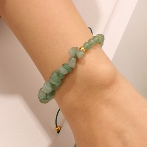 Usine En Gros À La Main Cristal De Guérison Boho 5-8mm Améthyste Turquoise Rose Quartz Pierre Chips Gravier <span class=keywords><strong>avec</strong></span> <span class=keywords><strong>Bracelet</strong></span> De Perles D'or - Product Image 3