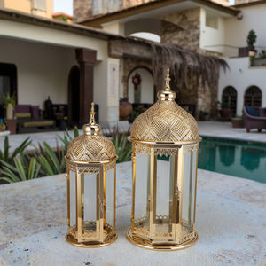 Juego de 2 farolillos de hierro marroquí de <span class=keywords><strong>Metal</strong></span> dorado, candelabro alto de Ramadán para el hogar, mesa, decoración de jardín, estilo elegante de vacaciones - Product Image 1