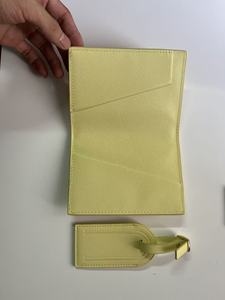 Nuovissimo Set Regalo con <span class=keywords><strong>Portapassaporto</strong></span> e Etichetta per Bagagli <span class=keywords><strong>in</strong></span> <span class=keywords><strong>Pelle</strong></span> PU da Viaggio con Logo Personalizzato - Product Image 2