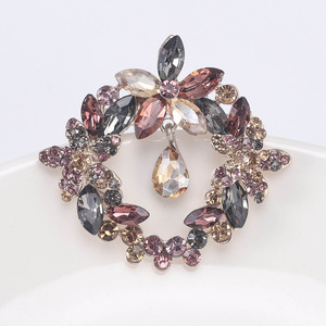 Wholesale New Korean Style High-End Alloy Silver Plated Crystal Wreath <b>Brooch</b> Elegant Coat Suit Versatile Pin <b>Women</b> Clothing - Product Image 6
