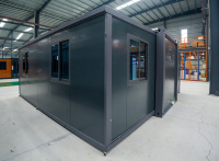 Maison conteneur extensible grise de 20 pieds, moderne, avec vidéo, salle de bain et cuisine, disponible en 20 et 40 pieds, pour le glamping, usage résidentiel et ADU