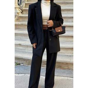 Conjunto de Traje Harper Negro para Mujer - Product Image 4