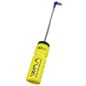 Muestra gratuita de botellas de agua deportivas para correr, fútbol y fútbol con aislamiento de alta calidad - Product Image 1