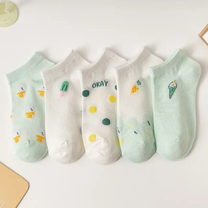 Chaussettes mi-mollet en coton doux pour femmes, respirantes, décontractées, motif dessin animé, mignonnes et confortables - Product Image 4