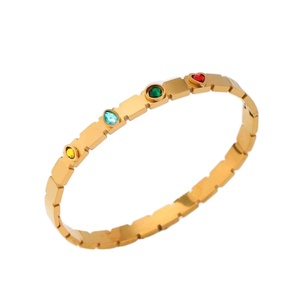 Bracciale in Acciaio Inossidabile con Zirconi Colorati Quadrati, Placcato Oro, Gioiello Unisex alla Moda - Product Image 1