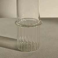 Vase en verre borosilicate transparent à base côtelée verticale, à col étroit, pour arrangements floraux, infusion à froid, eau, usage domestique ou café