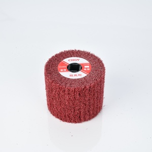 Rouleau abrasif non tissé rouge 120x100mm pour polissage et finition des métaux et acier inoxydable - Product Image 3