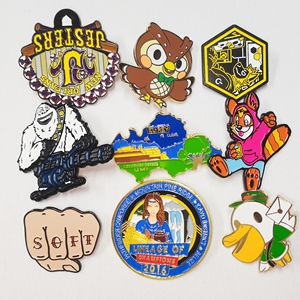 Fabricage No Moq Aangepaste Metalen Email <span class=keywords><strong>Pin</strong></span> Badge Belangrijke Dagen <span class=keywords><strong>Pin</strong></span> Vakantie Viering Reversspeld Voor Souvenirs - Product Image 1