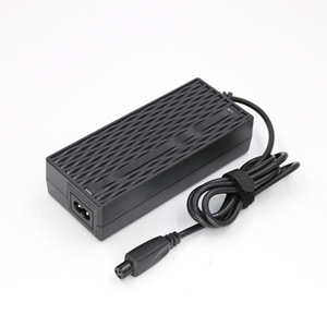 Usine en gros Scooter électrique 42V 1.7A 2A Fuyuandian <span class=keywords><strong>chargeur</strong></span> de batterie d'alimentation <span class=keywords><strong>pour</strong></span> <span class=keywords><strong>Xiaomi</strong></span> <span class=keywords><strong>M365</strong></span>/NINebot ES2 <span class=keywords><strong>chargeur</strong></span> de Scooter - Product Image 5