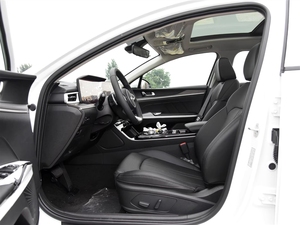 Voiture d'occasion T5 2022-2026 pour berline K5 automatique avec moteur essence, caméra de recul, conduite à gauche, neuve de Chine - Product Image 4