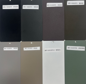 Mesa de comedor y sillas de aluminio resistente a la intemperie de lujo con cojines de secado rápido y diseño moderno perfecto para uso durante todo el año - Product Image 4