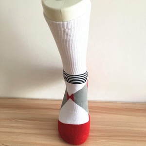 Calcetines <span class=keywords><strong>de</strong></span> élite <span class=keywords><strong>de</strong></span> baloncesto para hombres profesionales, moda espesar <span class=keywords><strong>toalla</strong></span> deportes al aire libre calcetines deportivos atléticos calcetines <span class=keywords><strong>de</strong></span> Skateboard - Product Image 4