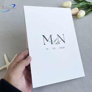 <span class=keywords><strong>Carte</strong></span> d'invitation <span class=keywords><strong>de</strong></span> <span class=keywords><strong>mariage</strong></span> à trois volets avec couverture en feuille d'or et <span class=keywords><strong>de</strong></span> noir assortie aux couleurs Pantone - Product Image 4