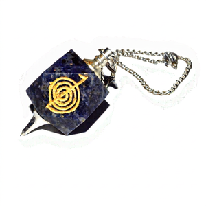 Pendentif carré en lapis-lazuli RozRin Crystals, motif spirale dorée sculptée, portable, pierre précieuse de Reiki, objet de collection, thème Amour - Product Image 1