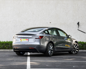 รถยนต์ไฟฟ้าเทสล่า รุ่น <span class=keywords><strong>3</strong></span> ขับเคลื่อนล้อหลัง ปี 2025 ราคาพิเศษ ประหยัดพลังงาน ขับขี่ได้ระยะไกล สะดวกสบาย ใช้งานได้หลากหลาย เหมาะสำหรับครอบครัว - Product Image 5