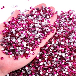 โอเลีย ขายส่งร้อนแรง คริสตัลแก้วสีชมพู/สีโรส แบบติดเย็น ไม่ใช่แบบติดร้อน จำนวนมาก สำหรับตกแต่งเสื้อผ้า - Product Image 3