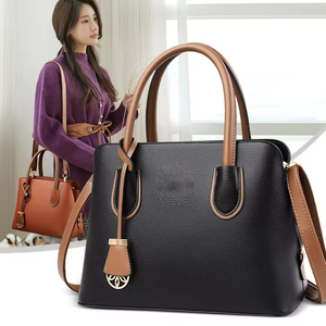 Sac à bandoulière pour femme, grande capacité, style preppy, sac à main tendance, portable, motif bonbon, doublure en PU, chaîne à bandoulière unique - Product Image 1