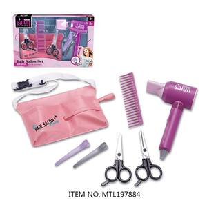Ensemble <span class=keywords><strong>de</strong></span> jouets <span class=keywords><strong>de</strong></span> <span class=keywords><strong>coiffure</strong></span> simulés <span class=keywords><strong>Jouet</strong></span> <span class=keywords><strong>de</strong></span> <span class=keywords><strong>coiffure</strong></span> en plastique Ensemble <span class=keywords><strong>de</strong></span> beauté Jouets <span class=keywords><strong>de</strong></span> <span class=keywords><strong>salon</strong></span> <span class=keywords><strong>de</strong></span> <span class=keywords><strong>coiffure</strong></span> pour filles - Product Image 4