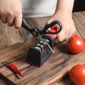 Vente chaude, aiguiseur de couteaux ménager 3 en 1, aiguiseur manuel créatif, aiguiseur rapide pour couteaux, <span class=keywords><strong>ciseaux</strong></span>, outil d'aiguisage de couteaux - Product Image 4