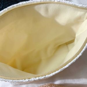 BSCI Factory Ladies Floral <b>Cloth</b> <b>Bag</b> Retro Elegant Makeup <b>Bag</b> Bubble <b>Cloth</b> Three-dimensional Jacquard Storage <b>Bag</b> - Product Image 2