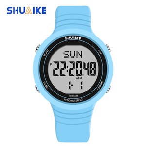 Nouvelle montre numérique de luxe pour hommes, résistante à l'eau, chronomètre, design lumineux dans le noir avec des thèmes sportifs et de dessins animés - Product Image 5