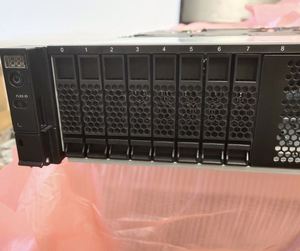 เซิร์ฟเวอร์ FusionServer 2488H 2U แบบติดตั้งในแร็ค สำหรับการประมวลผล AI, GPU, Deep Learning ใช้ CPU Xeon Gold 5318H 36C 2.5G พร้อมระบบจ่ายไฟแบบ Dual Power หน่วยความจำ 64G 2x600G SAS มีสินค้าในสต็อก - Product Image 3