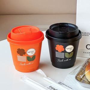 แก้วกาแฟกระดาษคราฟท์แบบใช้แล้วทิ้ง ย่อยสลายได้ เป็นมิตรกับสิ่งแวดล้อม แบบสองชั้น พร้อมฝาปิดแบบนำกลับบ้าน พิมพ์โลโก้ได้ กันน้ำ - Product Image 2